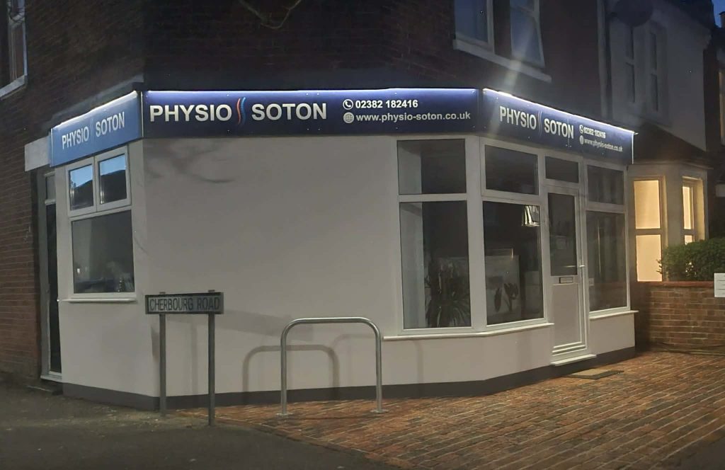 Modern clinic for ultrasound-guided joint injections and scans